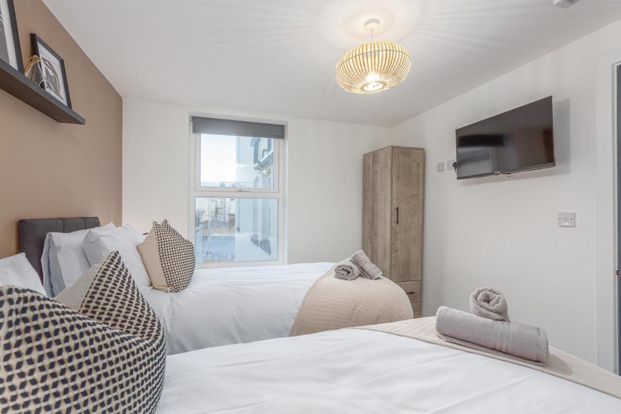 Charles Alexander Short - The Gateway Apartamento Blackpool