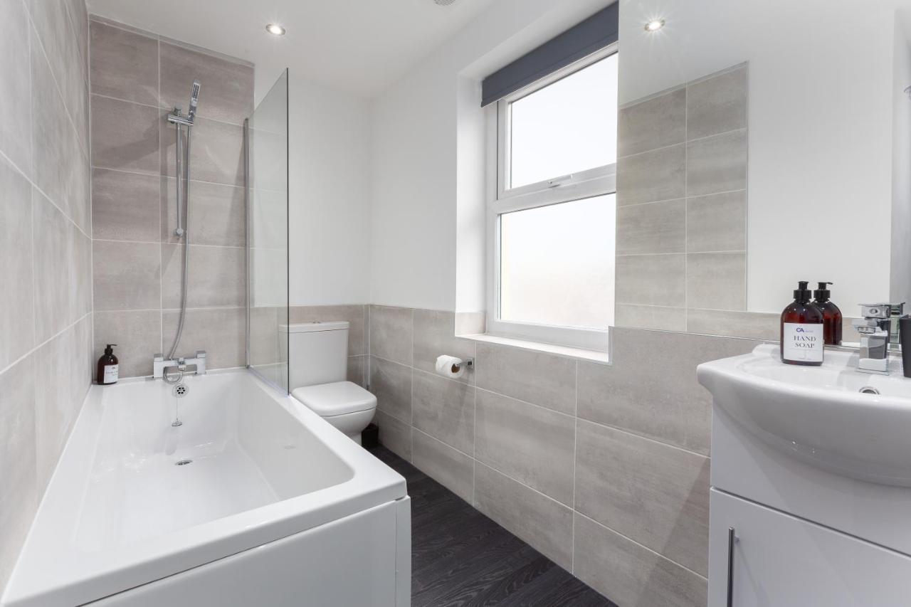 Charles Alexander Short - The Gateway Apartamento Blackpool